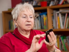 ТМТ Investments вложился в проект смартфона для пожилых пользователей